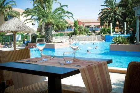 קאנט אן רוסיון Malibu Village Residence De Standing מראה חיצוני תמונה